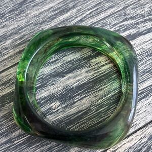 Green Swirled Bangle Bracelet